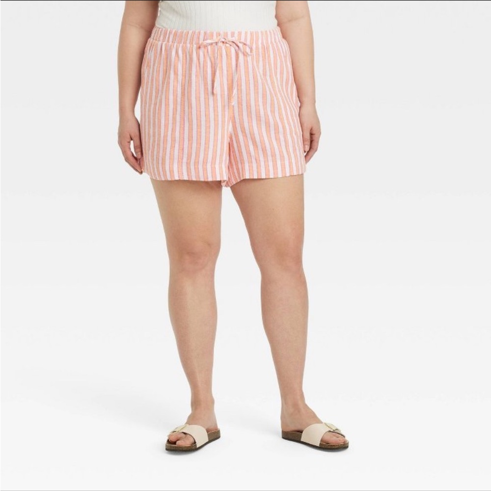 Linen Blend Shorts